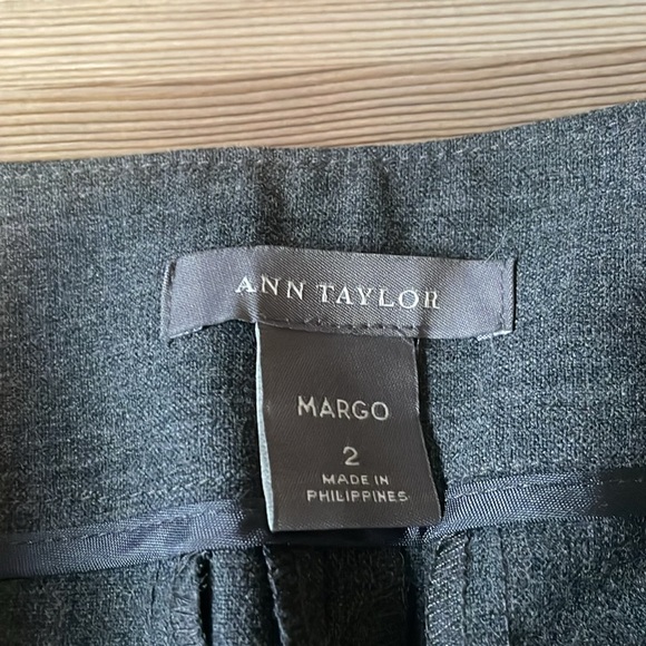 Ann Taylor Margo cropped trousers Gray Womens 2 Neutral Business casual Career - Picture 3 of 14